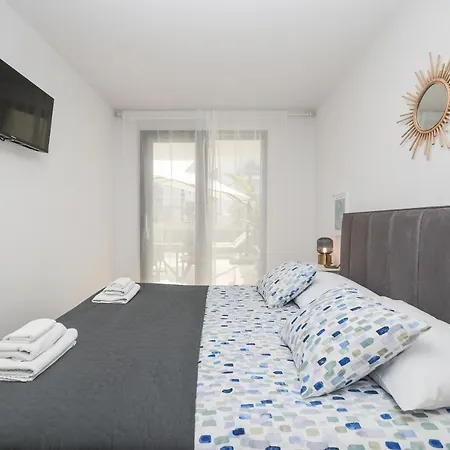 شقة Brand New Close To Beach!+free Parking