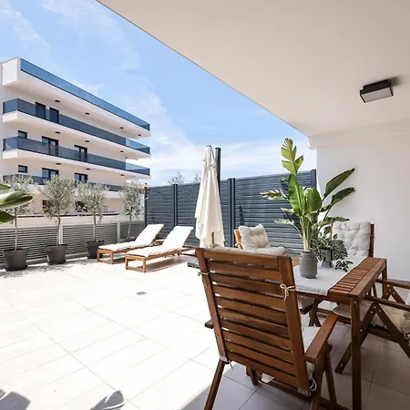 شقة Brand New Close To Beach!+free Parking